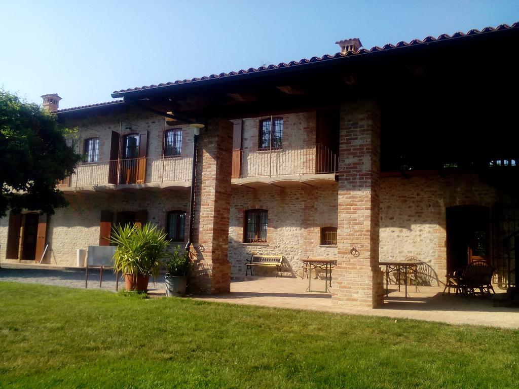 Cascina Stralla Farigliano Exterior photo